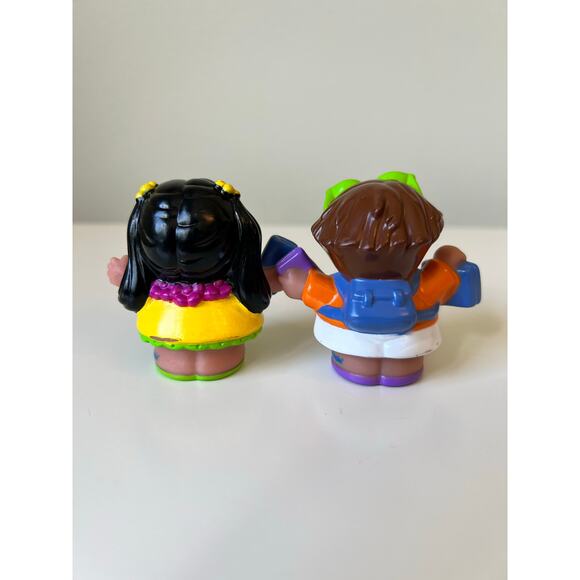 Fisher-Price Little People Vacation Travel Beach 2 Figure Lot 2008 - Picture 3 of 5